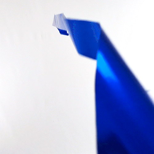 https://supporters.de/media/image/storage/opc/Bilder%20Homepage/Produkte/Gifs/Effekte/Konfetti/Wurfrollen/Wurfrolle%20Metallic/wurfrolle%20metallic%20gif%202.gif