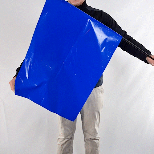 https://supporters.de/media/image/storage/opc/Bilder%20Homepage/Produkte/Gifs/Folienfahne/folienfahne%20einfarbig%20querformat.gif
