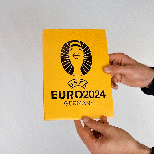 https://supporters.de/media/image/storage/opc/Bilder%20Homepage/Produkte/Gifs/Papiertafel/Mehrfarbig/papiertafel%20motivdruck%20neu5.gif